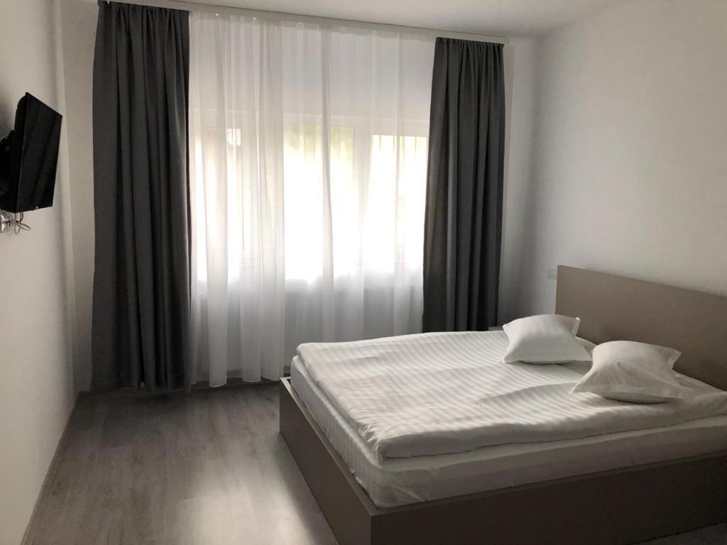 Elena-Maria Apartments بوستين المظهر الخارجي الصورة